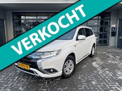 Mitsubishi Outlander - 2.4 PHEV AWD Pure Plugin Hybride Trekhaak