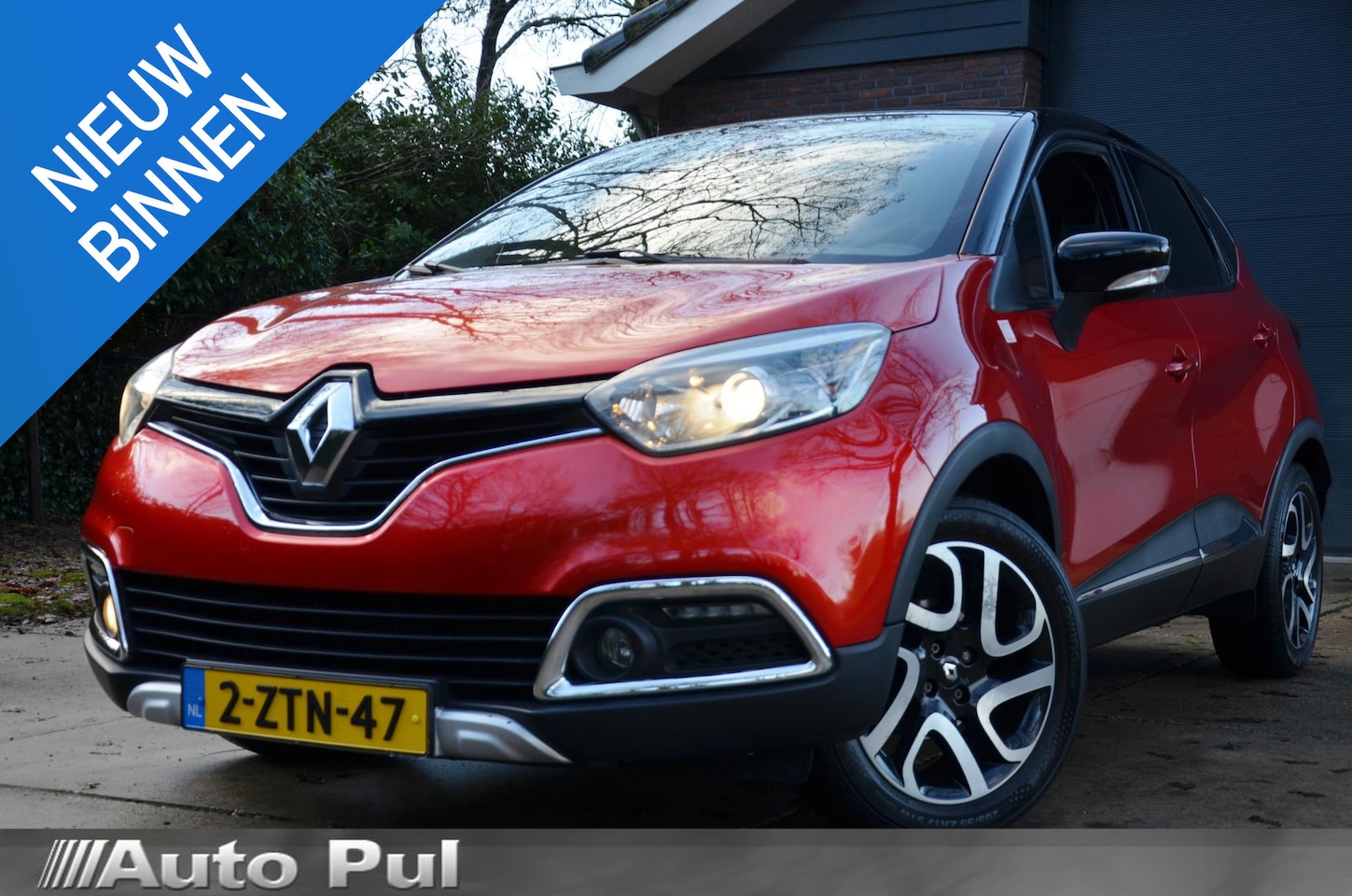 Renault Captur - 0.9 TCe Helly Hansen Navi/Pdc/Ecc/Extra getint glas/lichtmetalen velgen 17"/Cruise control - AutoWereld.nl