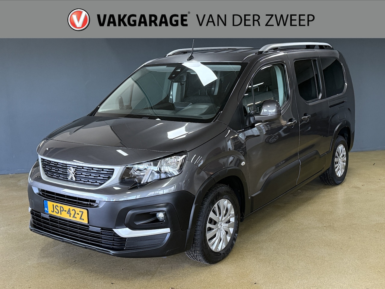 Peugeot Rifter Long - 1.2 Puretech Lang | 7 Persoons! | Carplay - AutoWereld.nl