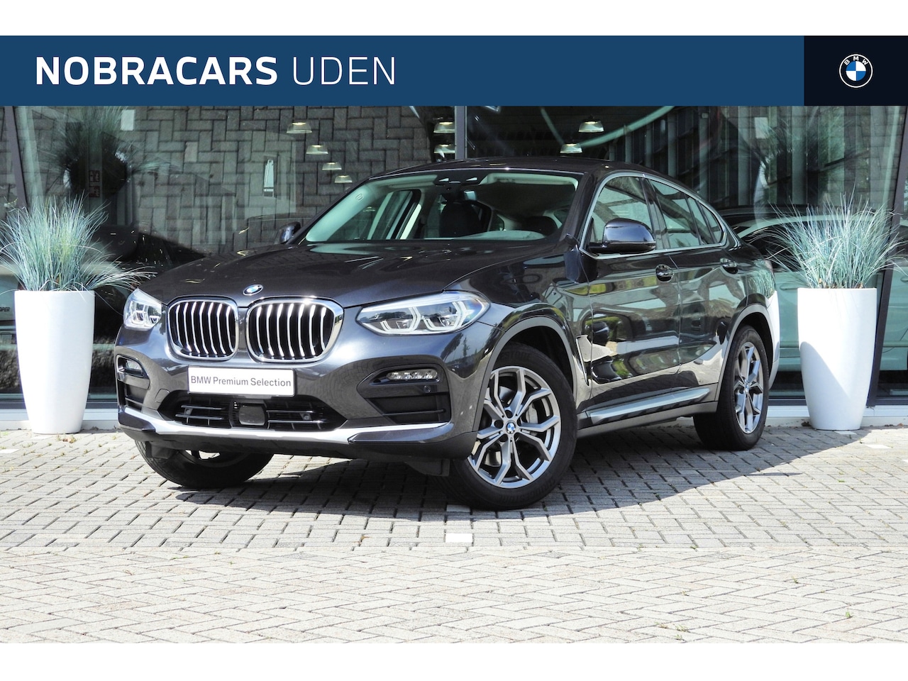 BMW X4 - xDrive30i xLine Automaat / Adaptieve LED / Sportstoelen / Active Cruise Control / M Sporto - AutoWereld.nl