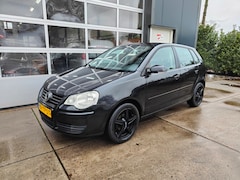 Volkswagen Polo - 1.4-16V Optive 5-deurs airco