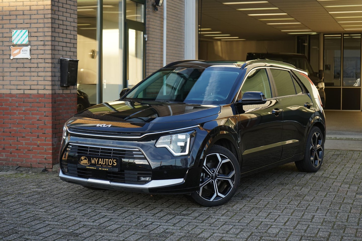 Kia Niro - 1.6 GDi PHEV ExecutiveLine 16.895km|Harman Kardon|StoelVentilatie|El.Stoel|HeadUP|18''|RSP - AutoWereld.nl