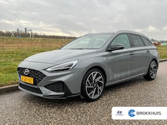 Hyundai i30 Wagon - 1.5 T-GDi 160pk MHEV N-Line | Premium audio | Camera | Trekhaak | Elektrische bestuurderss