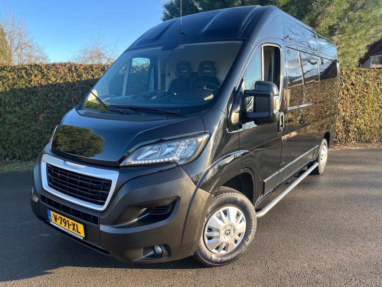 Peugeot Boxer - 330 2.0 BlueHDI L2H2 Premium Pack AIRCO MARGE LANG !! - AutoWereld.nl