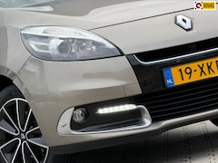 Renault Scénic - 1.2 TCe Bose - Brun Acajou - 6x SCENIC AKTIE