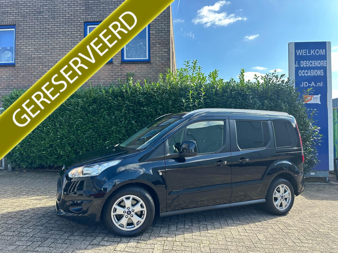 Ford Tourneo Connect Compact - 1.0 Titanium Climate C, Cruise C, Stoelverw, Panoramadak!!!! - AutoWereld.nl