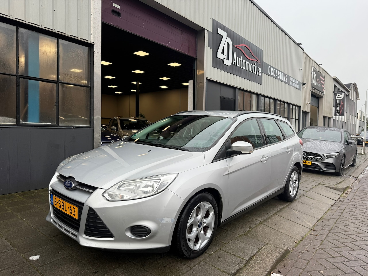 Ford Focus Wagon - 1.6 TDCI ECOnetic Lease Trend 1.6 TDCI ECOnetic Lease Trend - AutoWereld.nl