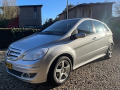 Mercedes-Benz B-klasse - 170 | TREKHAAK | LMV | AIRCO |