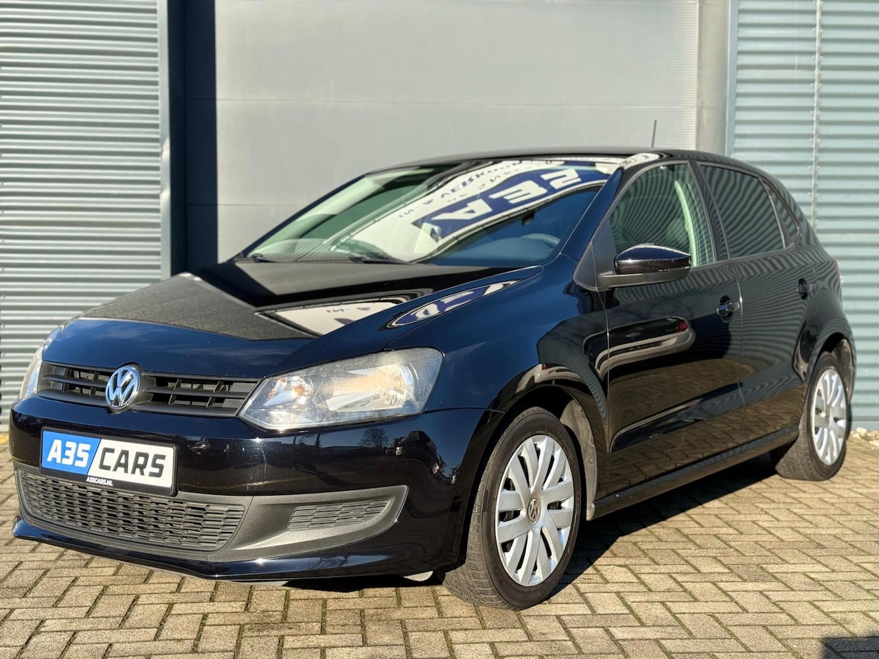 Volkswagen Polo - 1.2 Easyline |NIEUWE KETTING|NIEUWE APK|AIRCO|ALL SEASON BANDEN - AutoWereld.nl