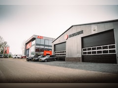 Mercedes-Benz C-klasse Estate - AMG-Sportpakket 180 157 pk Edition 1 /Pano-Dak/ Night-Pakket/ Leder/ Sport-Stoelen/ Stoel.