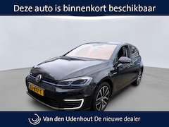 Volkswagen e-Golf - e-Golf 136pk Warmtepomp Camera Acc Navigatie