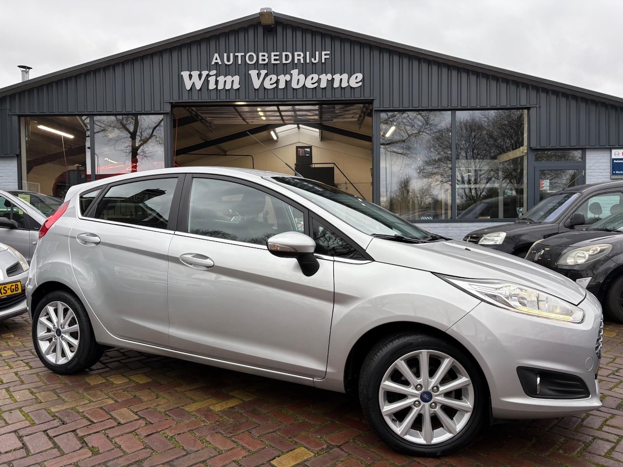 Ford Fiesta - 1.6 Ti-VCT Titanium AUTOMAAT ! - AutoWereld.nl