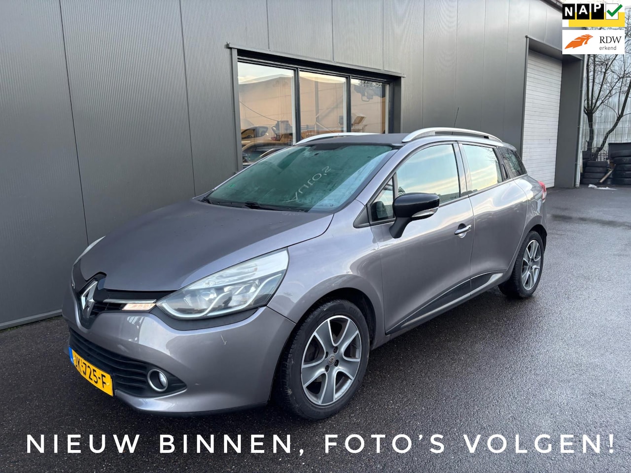 Renault Clio Estate - TCe 90 Expression / Navigatie / Airco! - AutoWereld.nl