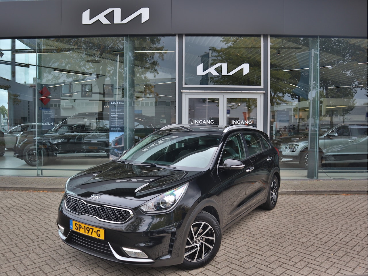 Kia Niro - 1.6 GDi Hybrid DynamicLine | Airco | CarPlay | Camera | Navigatie | Trekhaak Afneembaar | - AutoWereld.nl