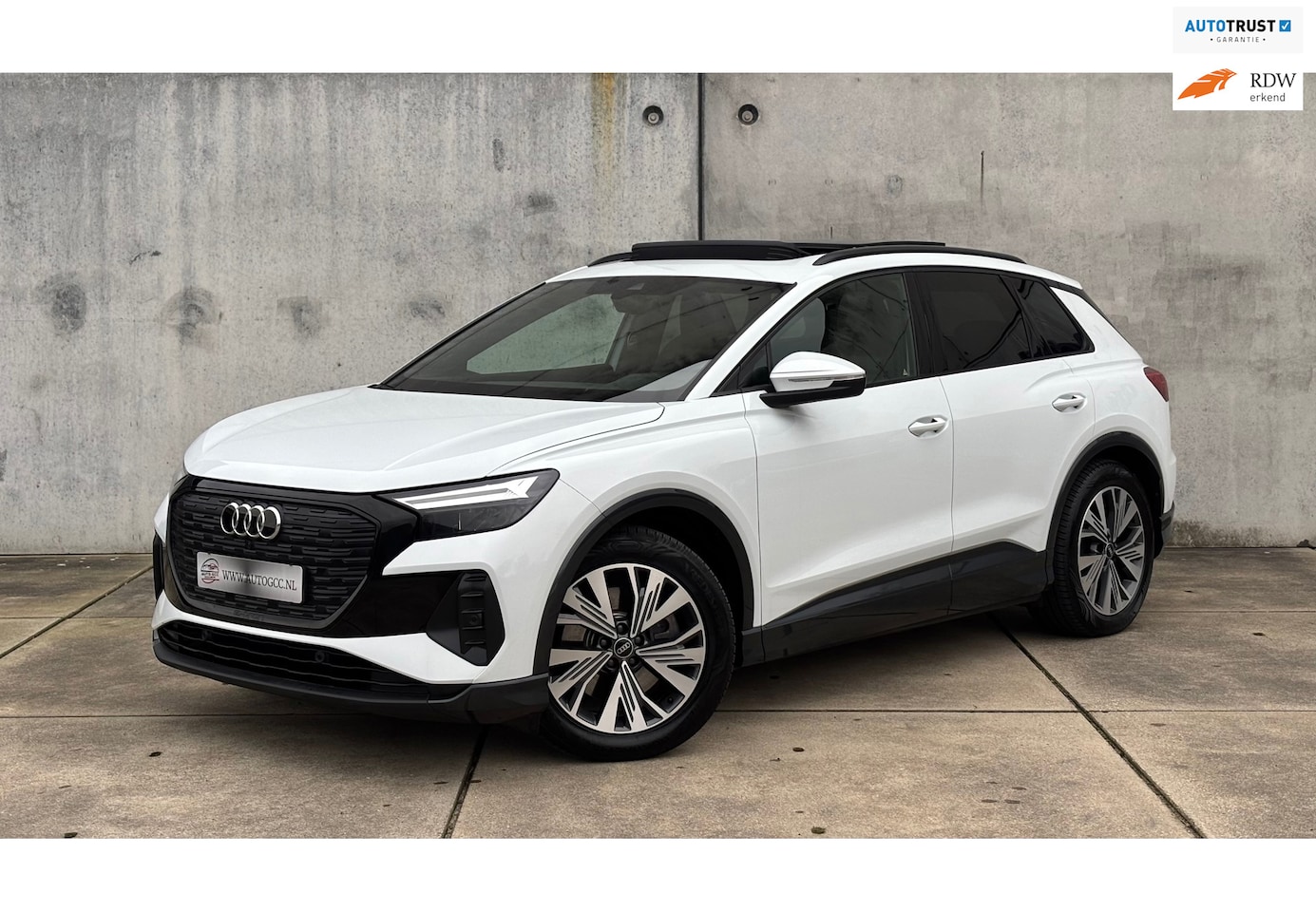 Audi Q4 e-tron - 40 LAUNCH EDITION SOH 95% ADVANCED PLUS 77kWh PANO MATRIX - AutoWereld.nl