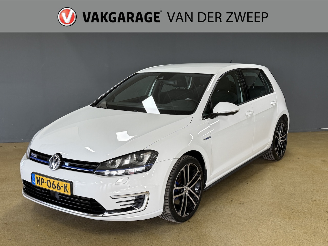 Volkswagen Golf - 1.4 TSI GTE 1.4 TSI GTE | Navi - AutoWereld.nl