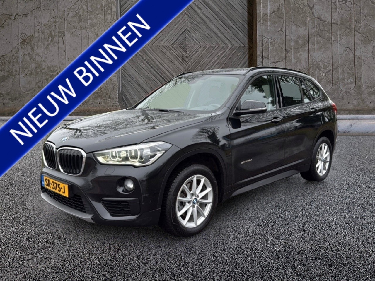 BMW X1 - sDrive18d High Executive - AutoWereld.nl