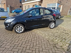 Ford Ka - 1.2 Champions Edition start/stop airco stoelverwarming 4nieuwe banden