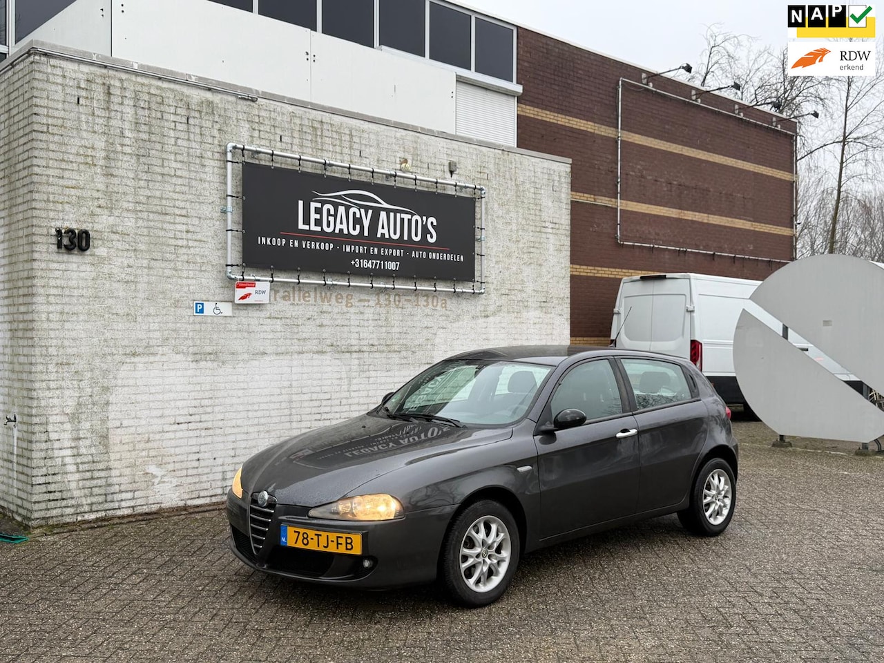 Alfa Romeo 147 - 1.6 T.Spark Veloce Collezione - APK 08/26 - DISTR RIEM VV - DEALER ONDERHOUDEN - VOLLEDIG - AutoWereld.nl
