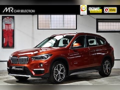 BMW X1 - xDrive20i High Executive | X-Line |Panoramadak | Lederen bekleding | Trekhaak | NL auto |