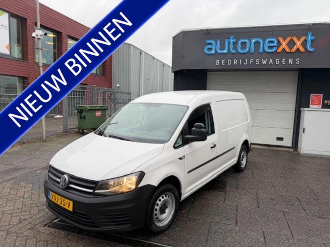 Volkswagen Caddy Maxi - 2.0 TDI L2H1 BMT Comfortline AIRCO I AUTOMAAT I PDC I COMPLETE ONDERHOUDSHISTORIE I 1e EIG - AutoWereld.nl