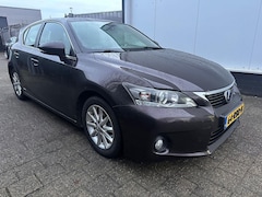 Lexus CT 200h - Hybrid