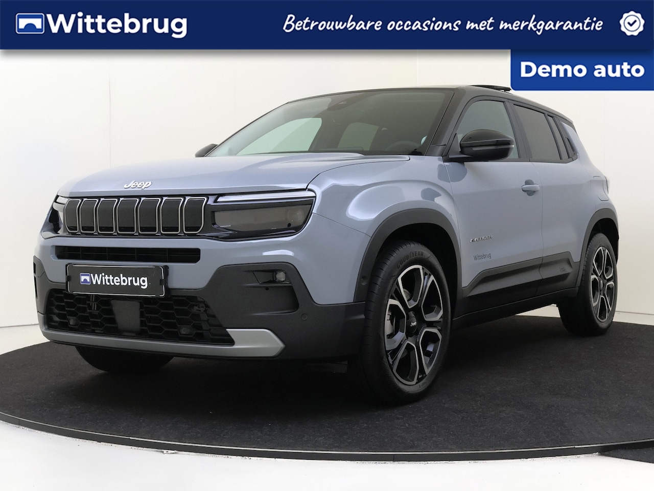 Jeep Avenger - 1.2 e-Hybrid Summit | Panoramadak | Winter Pack | Infotainment Pack - AutoWereld.nl