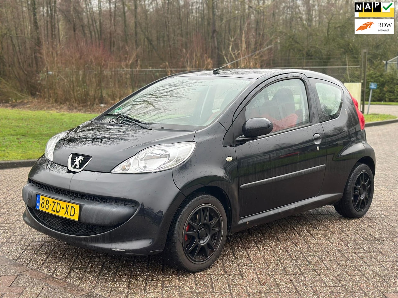 Peugeot 107 - 1.0-12V XS Urban Move/AIRCO/ELECRAMEN VOOR - AutoWereld.nl