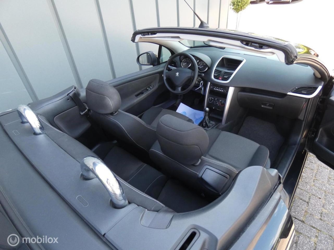 Peugeot 207 CC - 1.6 VTi Cabriolet 119.000km //APK/NAP//Elec.Ramen//CV+AB//PDC//