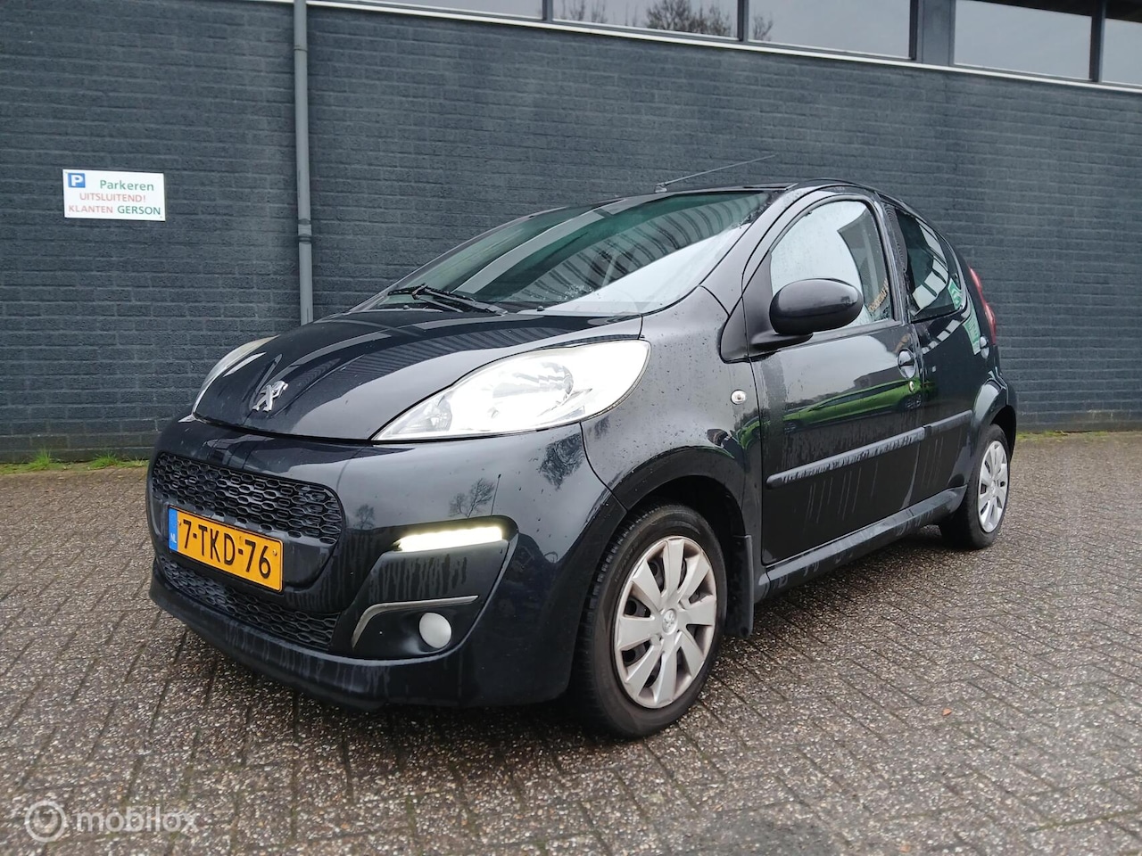 Peugeot 107 - 1.0 5-Deurs/Airco/Led/Dealer onderhouden - AutoWereld.nl