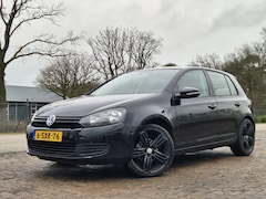 Volkswagen Golf - 1.4 mpi Trendline