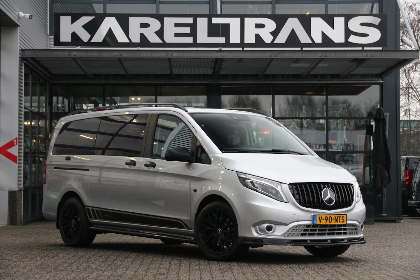 Mercedes-Benz Vito - 190PK CDI | DC | L2H1 | Standkachel | Cruise | Airco.. - AutoWereld.nl