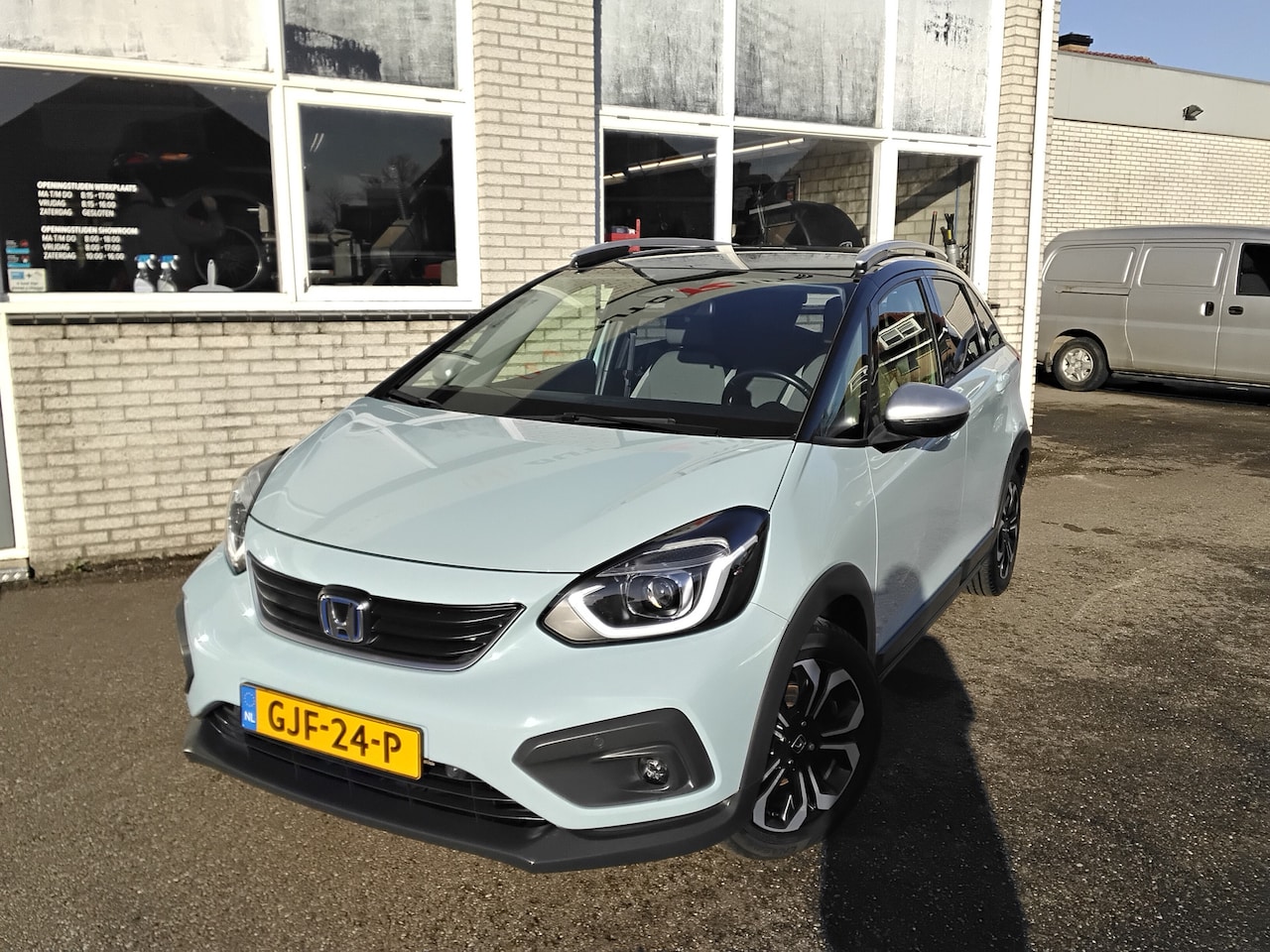 Honda Jazz - 1.5 e:HEV Crosstar zwartdak - AutoWereld.nl