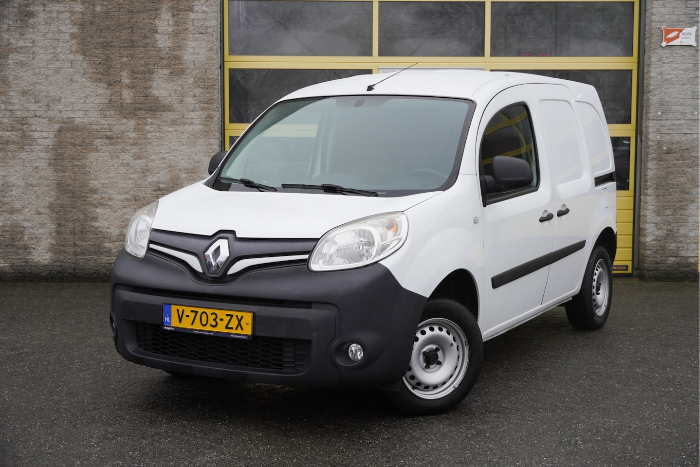 Renault Kangoo - 1.5 dCi 75 Energy Comfort BJ2019 Parkeersensoren | Mistlampen | Audio installatie | Blueto - AutoWereld.nl