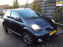 Toyota Aygo - 1.0-12V Dynamic Navigator