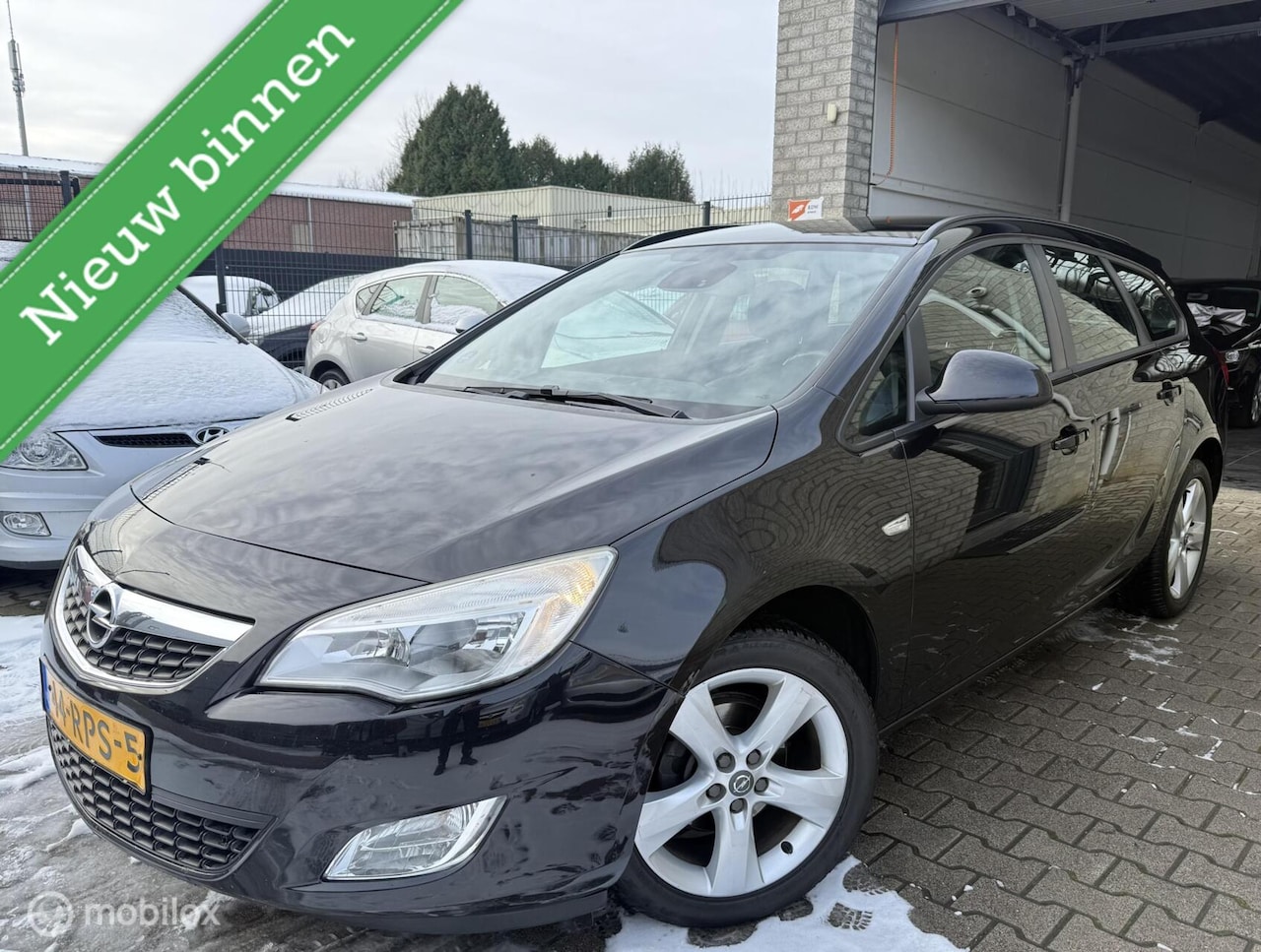 Opel Astra Sports Tourer - 1.4 Turbo Edition / Dealer onderh. - AutoWereld.nl