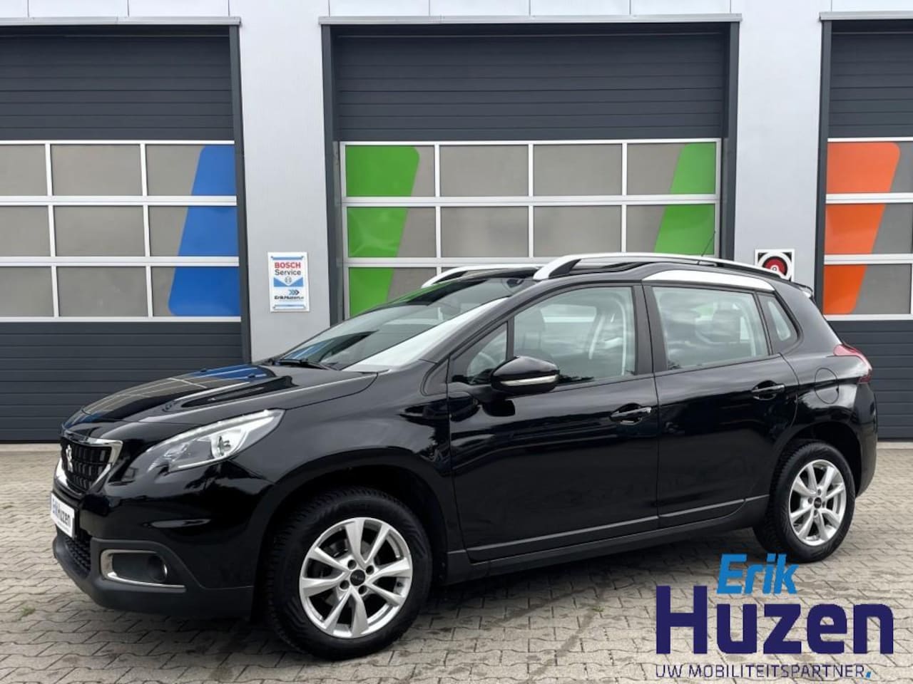 Peugeot 2008 - 1.2 PURETECH ALLURE / Nieuwe distributie riem / PDC / Cruise control - AutoWereld.nl