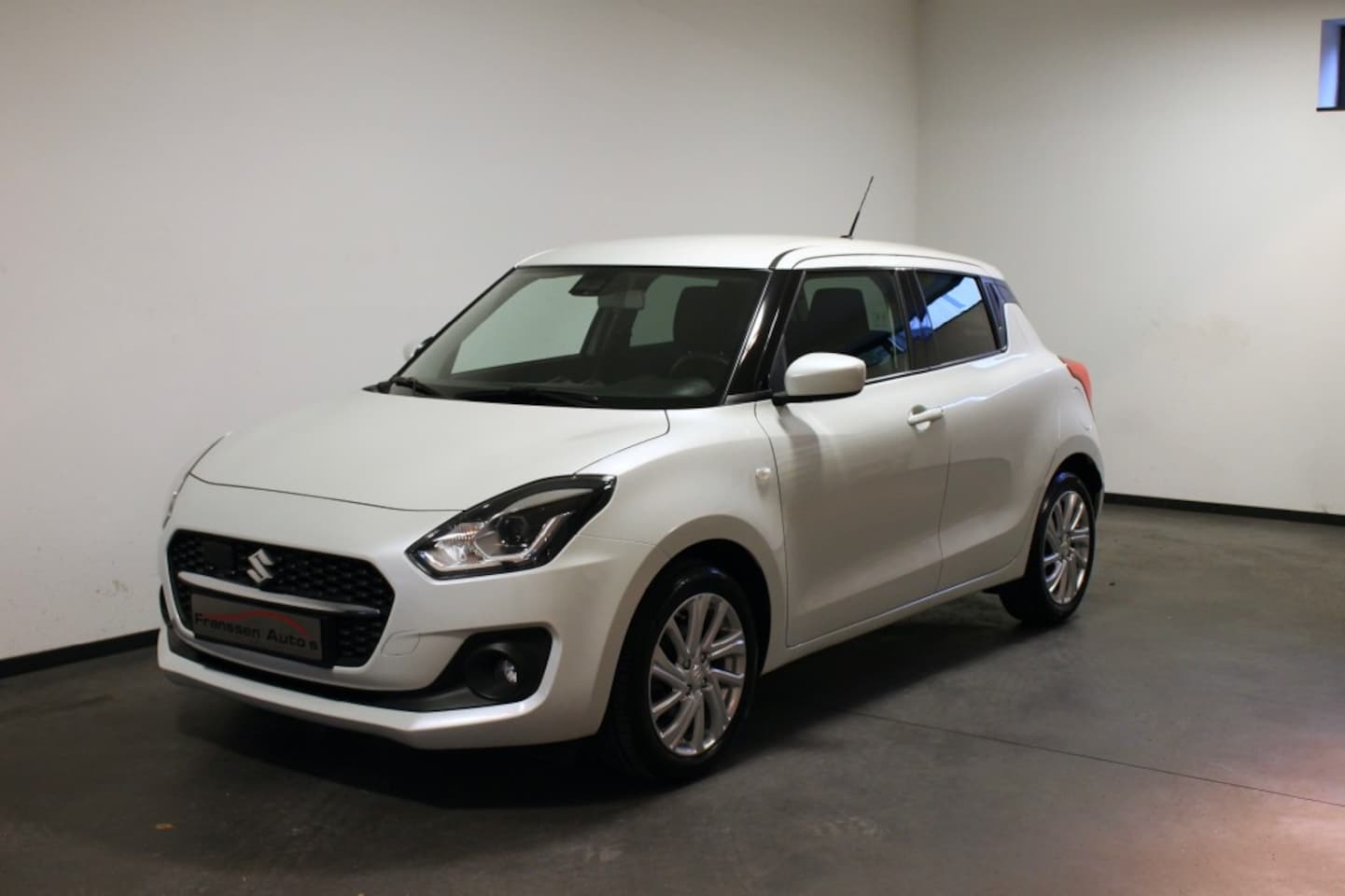 Suzuki Swift - 1.2 SELECT SM.HYB. - AutoWereld.nl