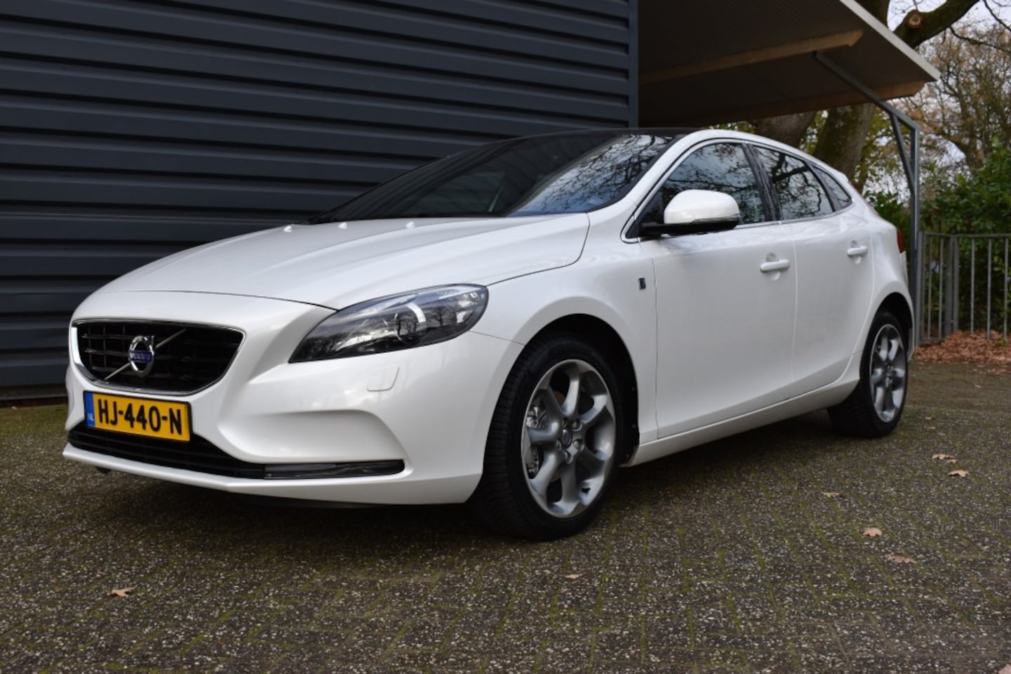 Volvo V40 - VOLVO V40 2.0 D2 OCEAN RACE BNS!!! 11,894 EURO!!! - AutoWereld.nl