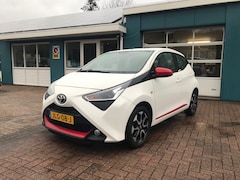 Toyota Aygo - 1, 0 VVT-ix-play camera