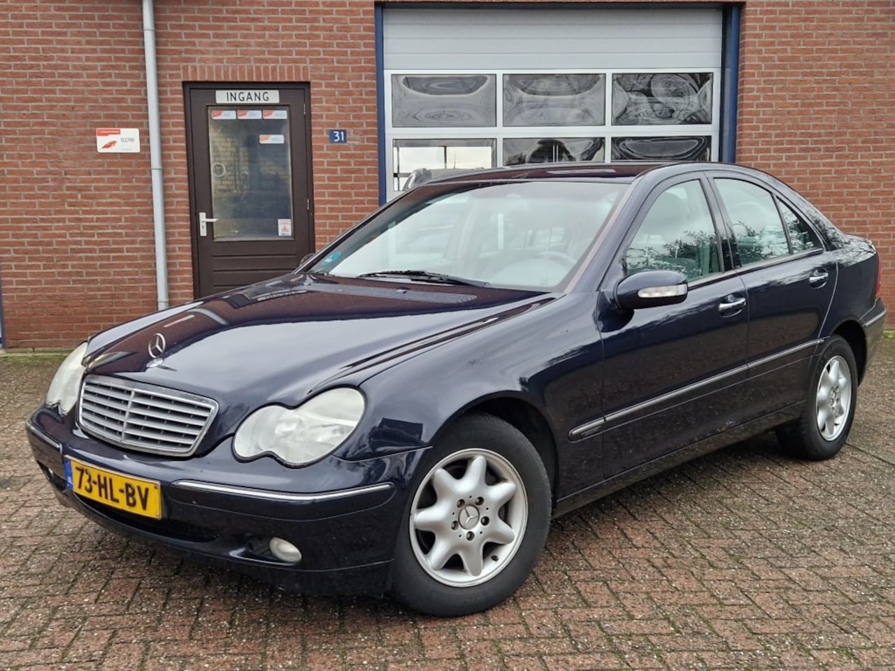 Mercedes-Benz C-klasse - C180 Sedan Elegance NL-auto Climate Cruise 2e-Eigenaar - AutoWereld.nl