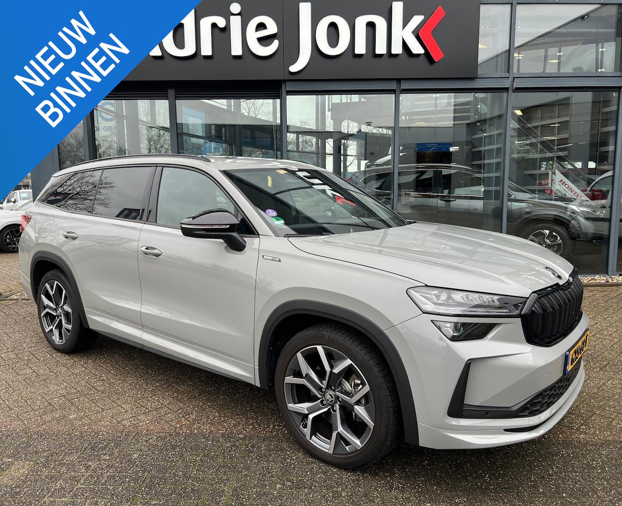 Skoda Kodiaq - 1.5 TSI MHEV Sportline Business | AUTOMAAT | TREKHAAK | CAMERA | 20" | PANORAMA DAK | VIRT - AutoWereld.nl