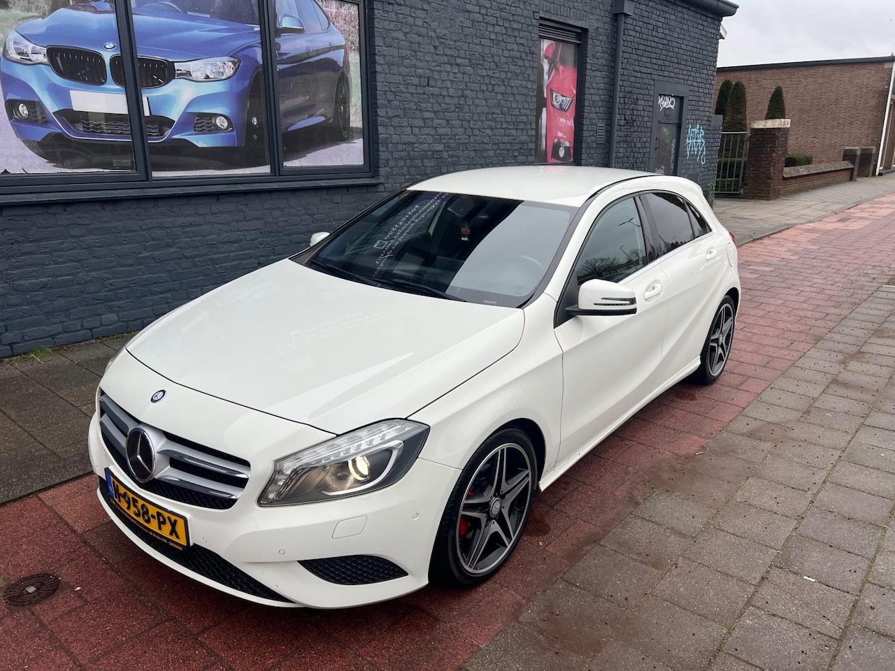 Mercedes-Benz A-klasse - 200 Prestige navi leder - AutoWereld.nl