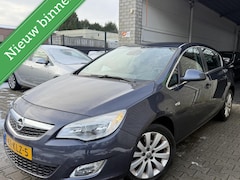 Opel Astra - 1.6 Cosmo / 5DRS / 127.000KM / Sport.V / N.A.P