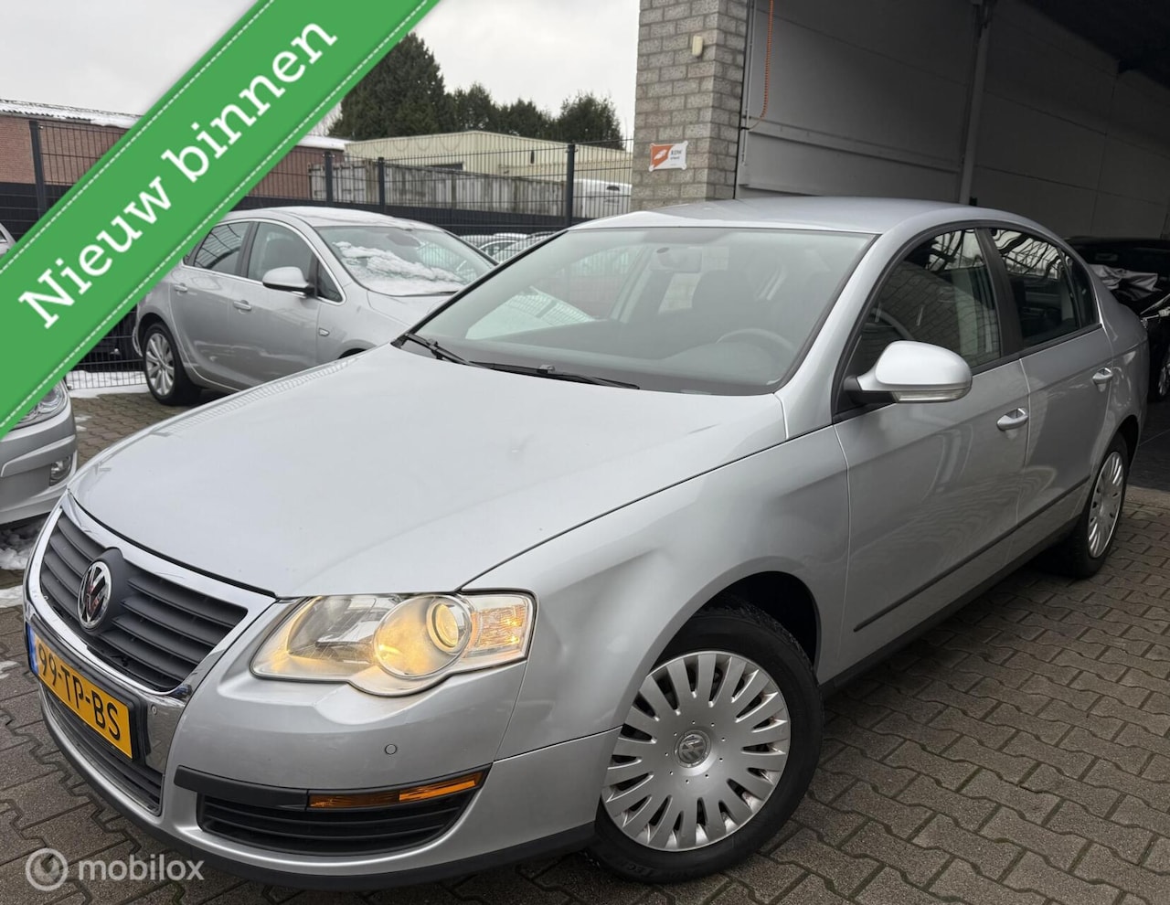 Volkswagen Passat - 2.0 FSI Trendline Business /Airco /BJ 2007 - AutoWereld.nl