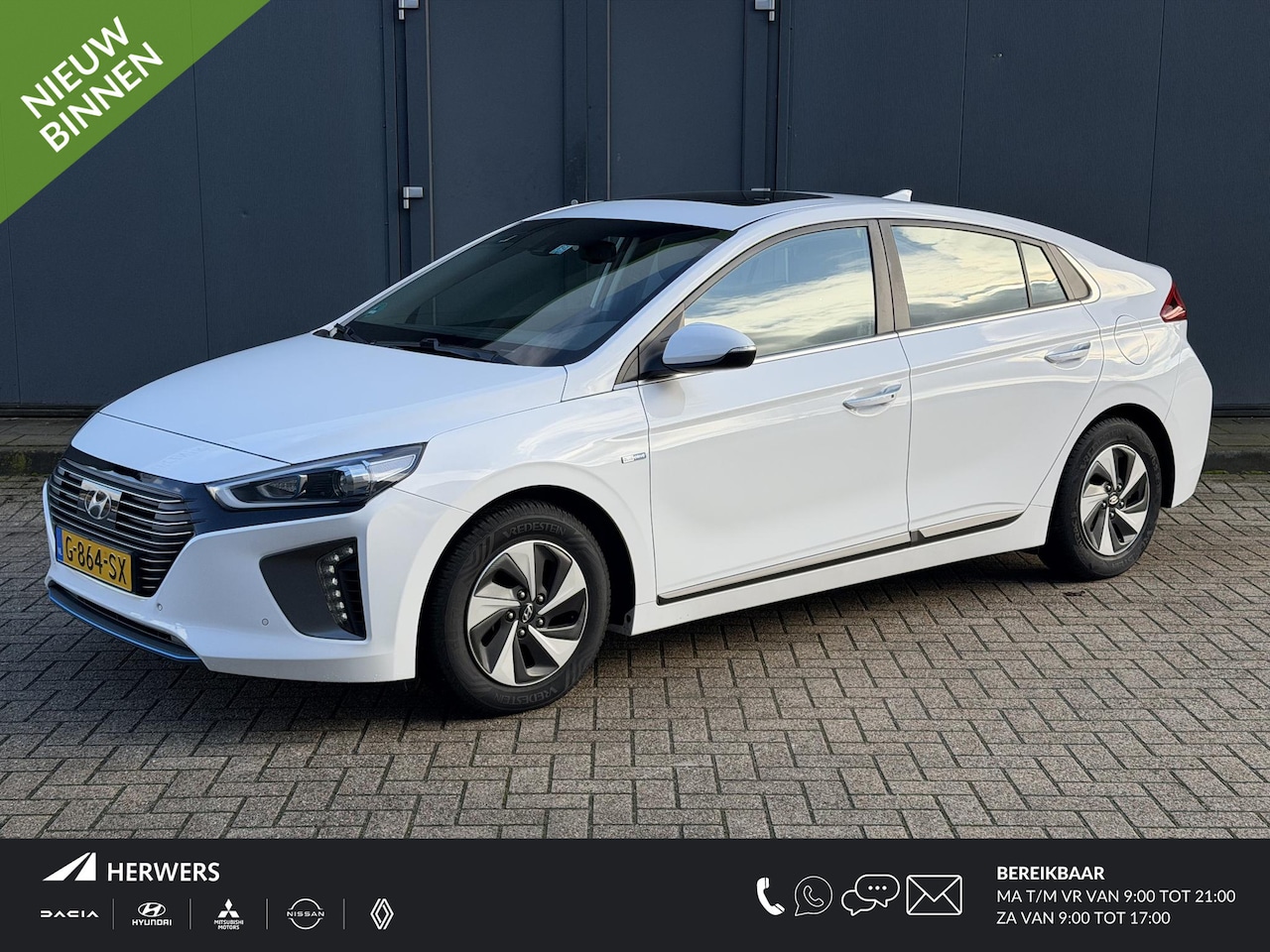 Hyundai IONIQ - 1.6 GDi Premium / Trekhaak / Memory Seats / Panoramadak / Stoelverwarming / Stuurverwarmin - AutoWereld.nl
