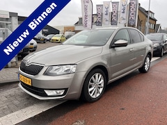 Skoda Octavia - 1.4 TSI Automaat Greentech Ambition Businessline Nap