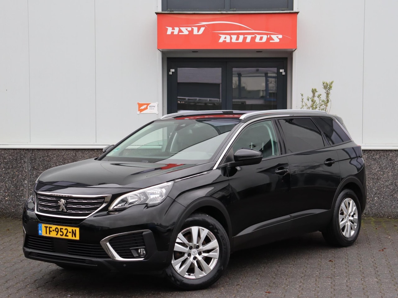 Peugeot 5008 - 1.2 PureTech Blue Lease Executive 1.2 PureTech Blue Lease Executive - AutoWereld.nl