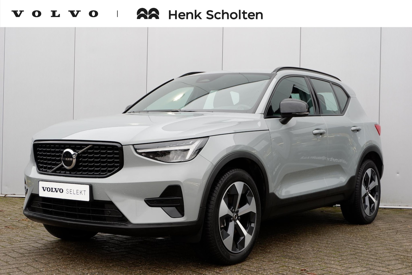 Volvo XC40 - 2.0 B4 Plus Dark 2.0 B4 Plus Dark - AutoWereld.nl