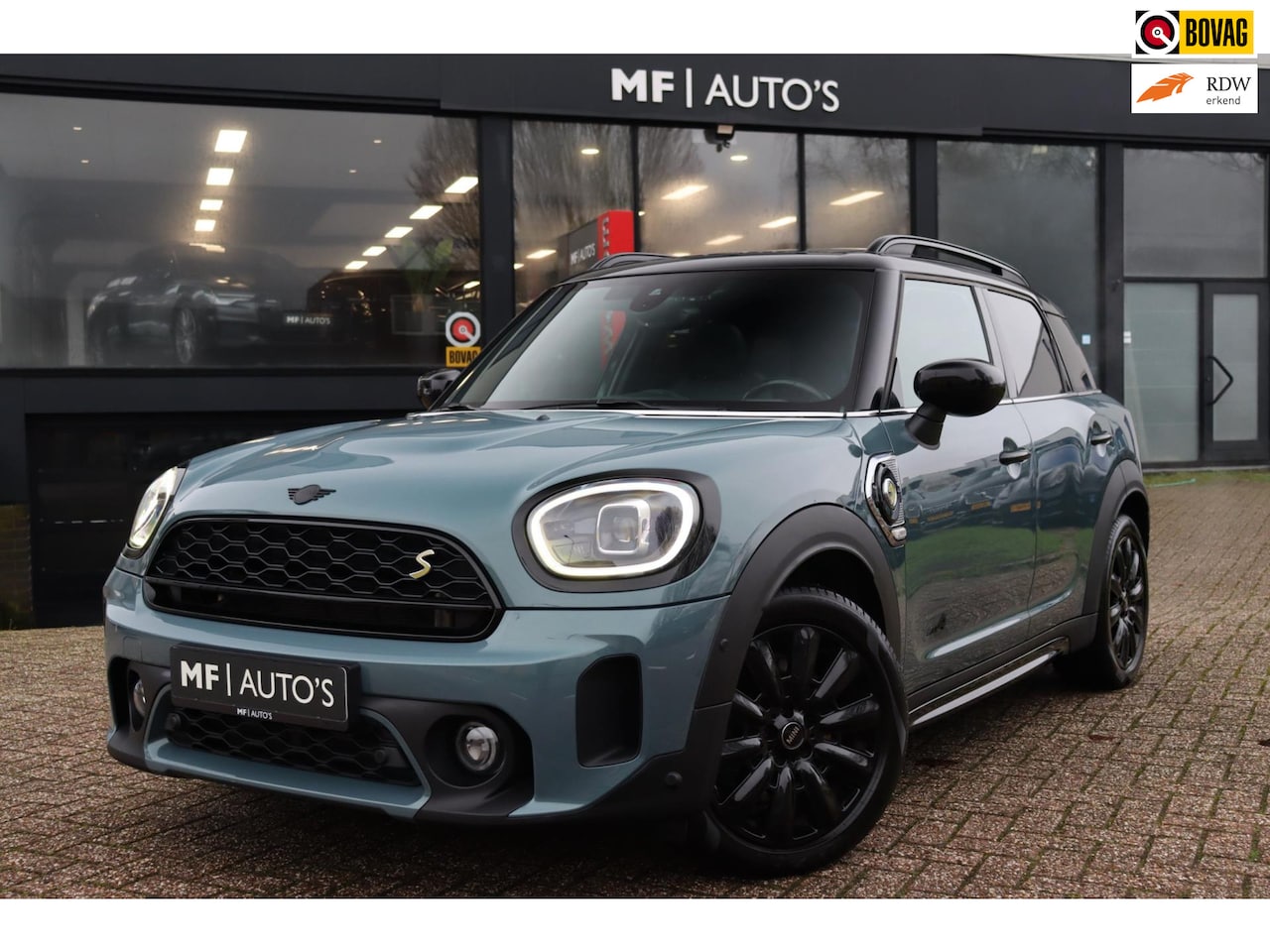 MINI Countryman - 1.5 Cooper S E ALL4|Pano|Leder|Keyless|Camera|Carplay|Sfeer - AutoWereld.nl